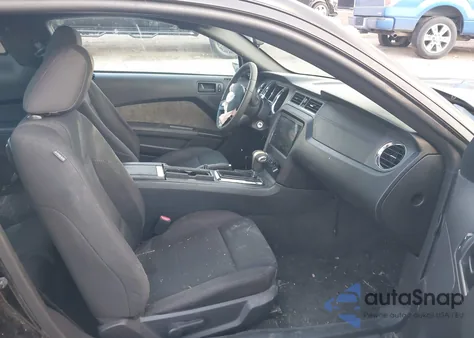 2012 Ford Mustang V6 из США, поврежденный, VIN 1ZVBP8AM0C5221509